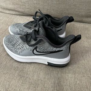 New! Nike boy shoes! Size 10.5